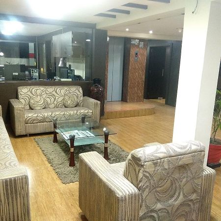 Hotel Royal Regency Bori  Экстерьер фото