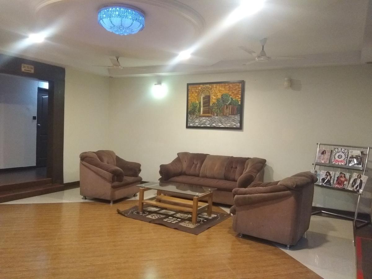 Hotel Royal Regency Bori  Экстерьер фото